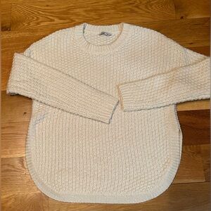 Cozy Casual Cream Tweed Sweater size M/L